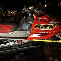 Polaris 800 snowmobile