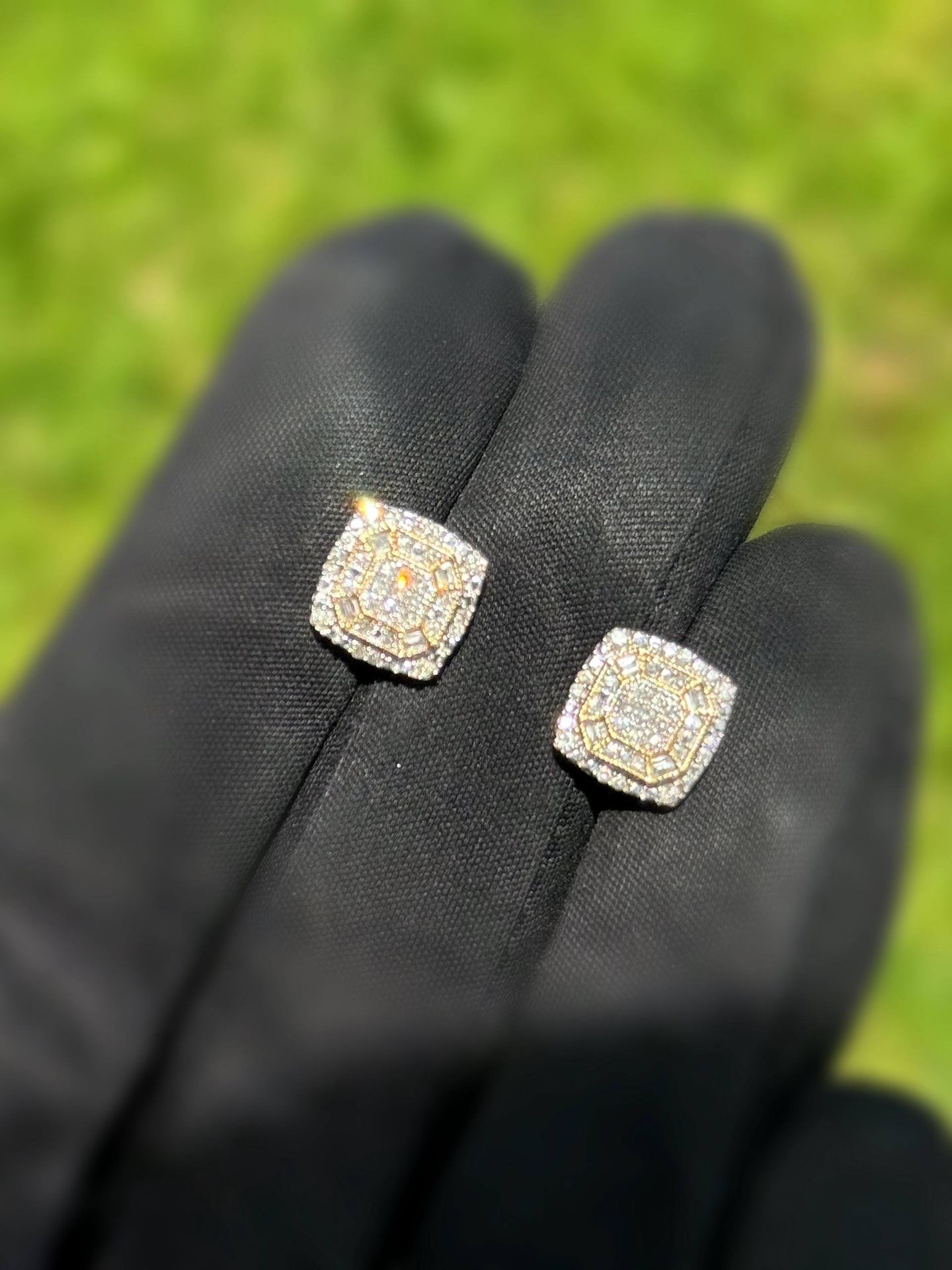 10k solid yellow gold stud white natural diamonds 0.70CTW square hip hop earrings 2.70g