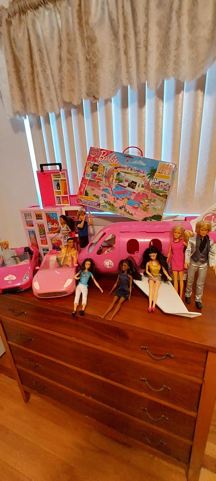 Barbies Gallore  $3-$15 See List