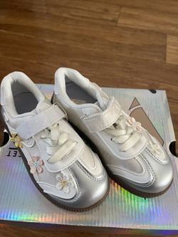 Flower Sneakers