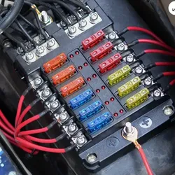 12 V 12 Point Fuse Block