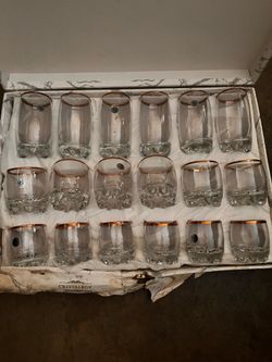 Full set of Cristalrov Italy 18-piece crystal barware set featuring a distinct 24K gold rim.