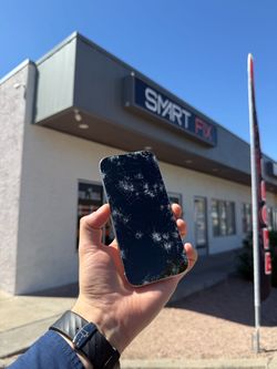 🏪 iPhone 14 pantalla rota – reparamos mientras esperas – Smart Fix Phoenix