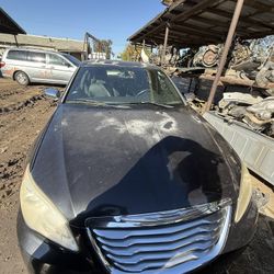 2011 chrysler 200 Non Running/ Parts Only‼️