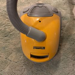 Kenmore vacuum cleaner