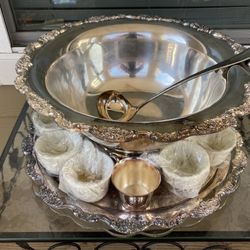 Vintage Towle Silverplate Grand Duchess Punch Bowl Set
