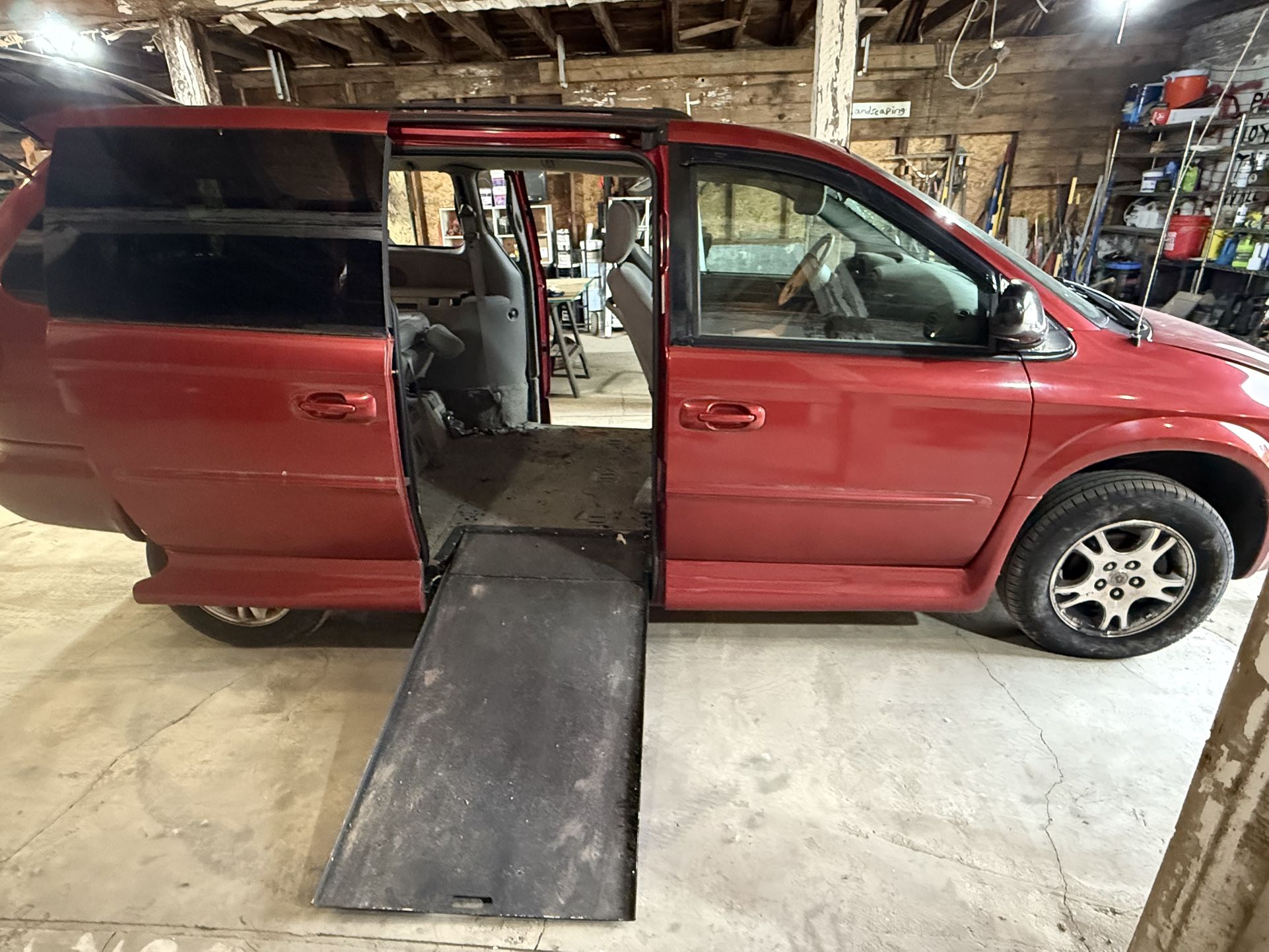 2003 Dodge Grand Caravan