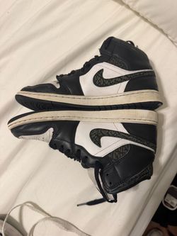 Nike Air Jordan 1 Mid SE "Panda Elephant" Size 7.5 Men’s