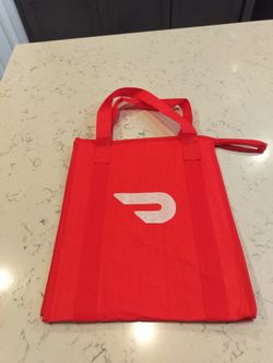 DOORDASH DELIVERY INSULATED BAG * NEW*