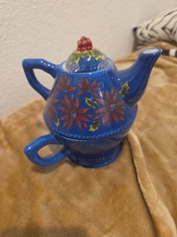 Glass teapot
