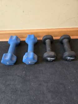 5lb and 7lb Neoprene Rubber Coated Dumbbells