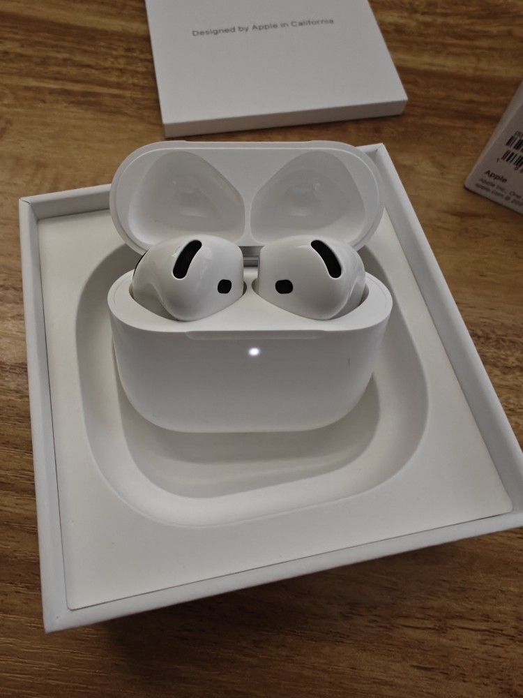 New Apple Airpods 4