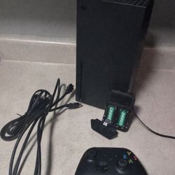 Xbox Series X 1TB Console with Battery Pack + Mic input for controller