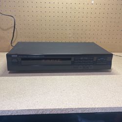 Yamaha A M/FM Stereo Tunner TX-492