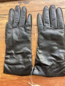 Women’s Leather Gloves