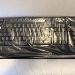 Logitech MK345 Wireless Keyboard And Mouse Combo With Palm Rest