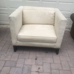 Sofa King Comfortable Beige Oversized Sofa Chair For Sale! Free Local Delivery 🚚 