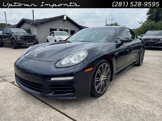 2016 Porsche Panamera