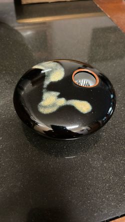 Small Round Glazed Ceramic Ikebana Flower Vase, Black