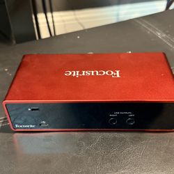 Focusrite Scarlett 2i2 Audio interface