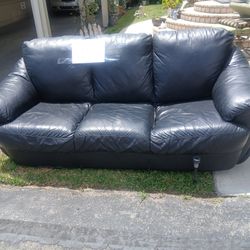 Free Couch