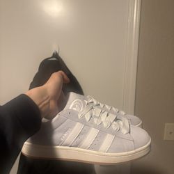 Campus 2000s Size 10