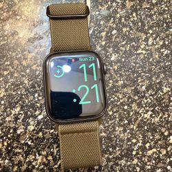 Apple Watch SE 44mm