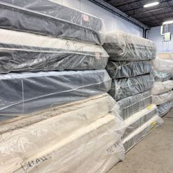 King Mattress Good brands Starting From $289 And UP 💥Sealy, Serta, Zinus, Saatva, Beautyrest And More