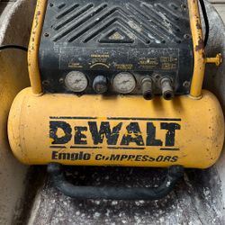 Dewalt Air Compressor Working 
