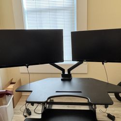 Dual Monitors With Desktop 