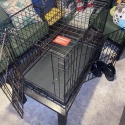 Medium Double Door Dog Crate /  29 1/2 L X  18 1/2 W x 21 H