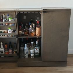 Bar Cart Arhaus (Great Condition)
