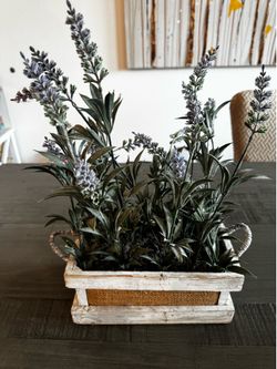 Dining table decor
