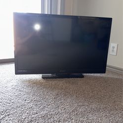 Emerson LED 1080p TV 40 inches 