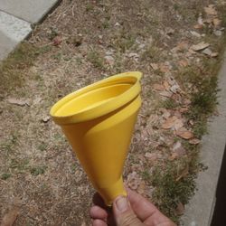 Funnel. Free