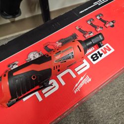 MILWAUKEE M12 3/8" RATCHET (TOOL-ONLY)