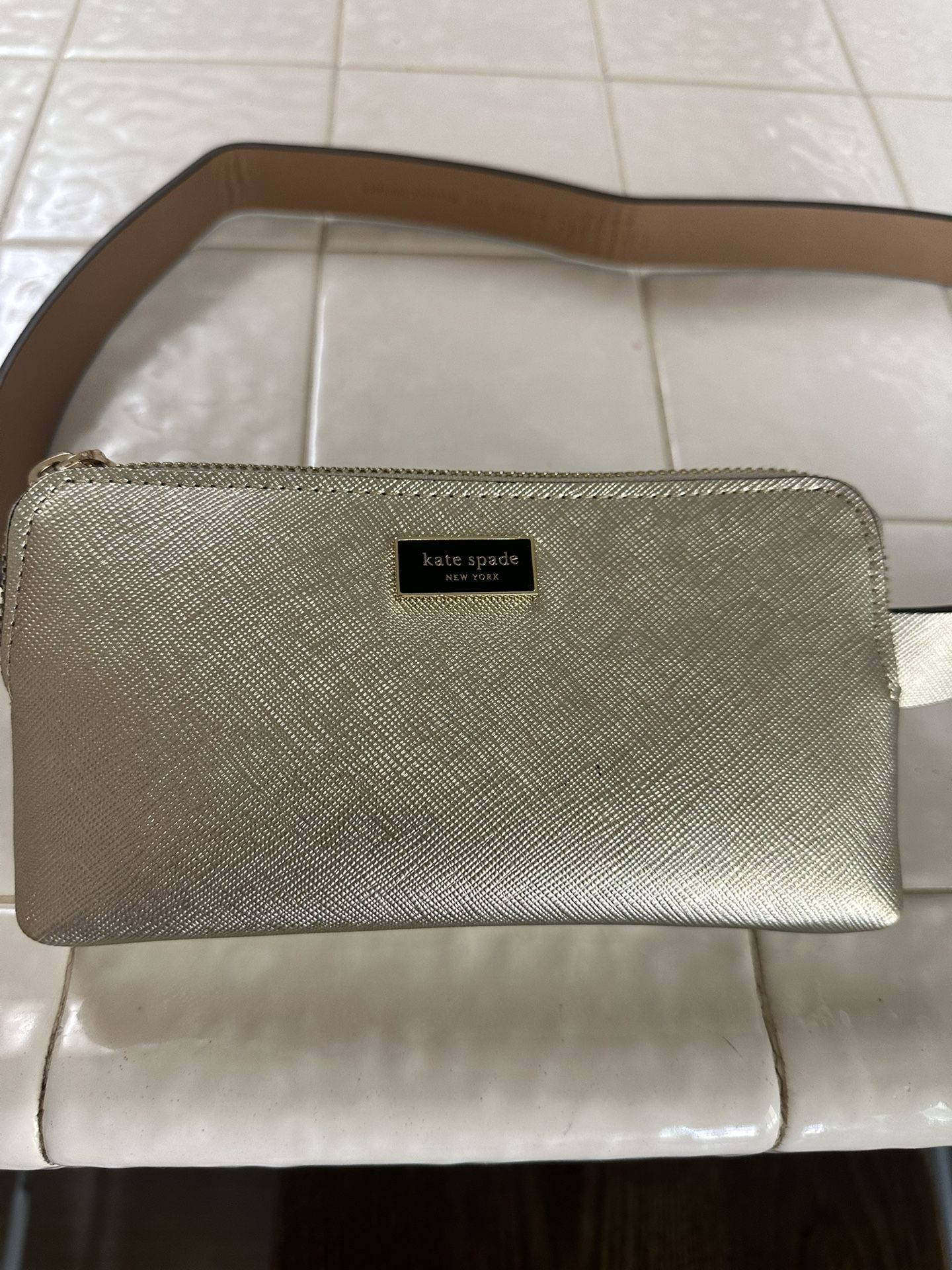 PURSE (Kate Spade)