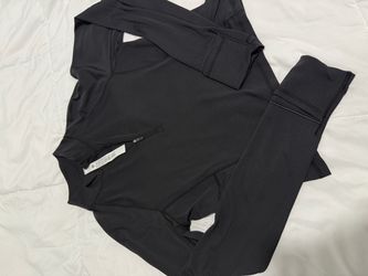 Lululemon Cropped Ribbed Half Zip