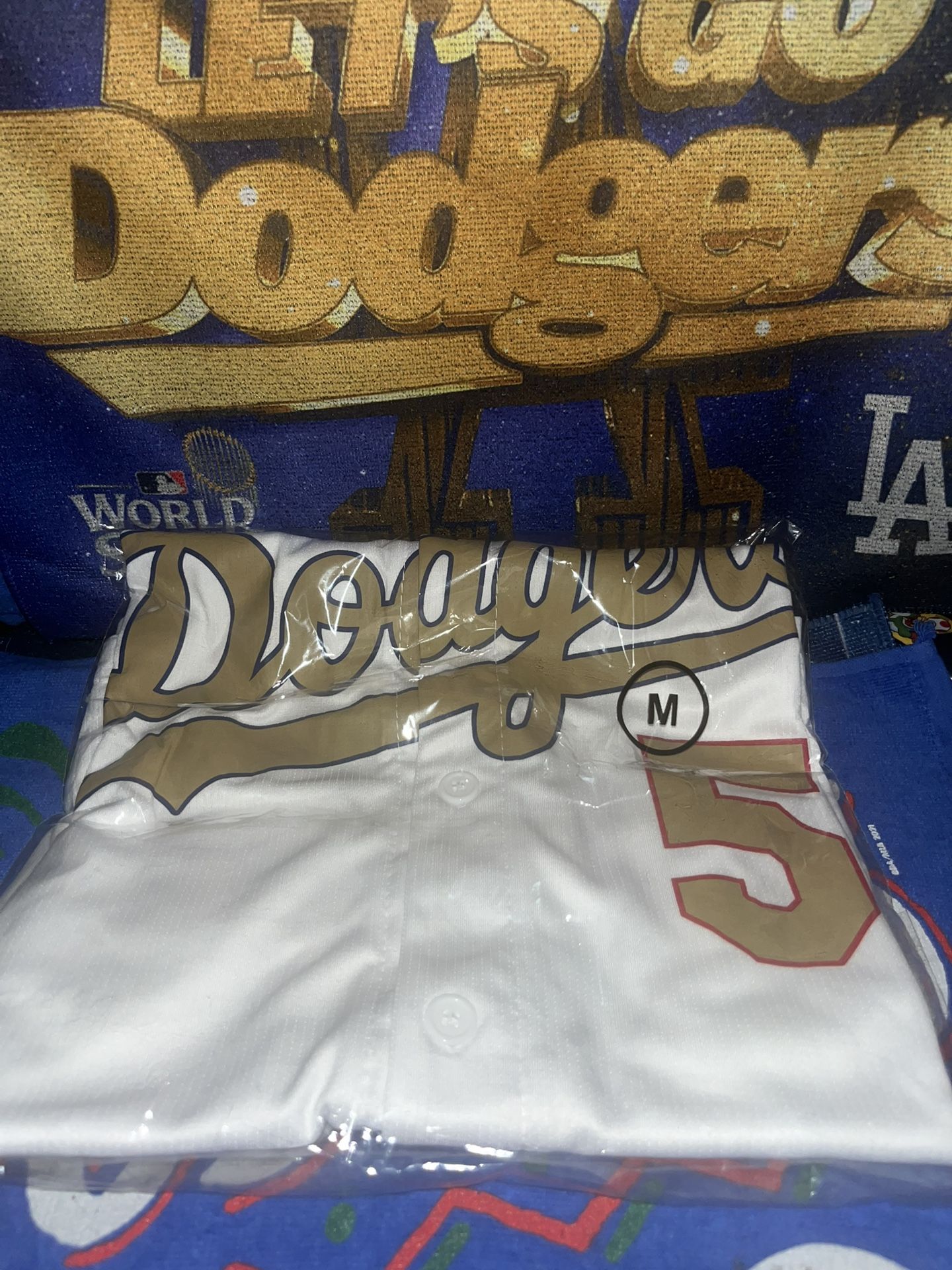 Dodgers Freddie Freeman Medium size Gold Player Jerseys Sga 6/18/25