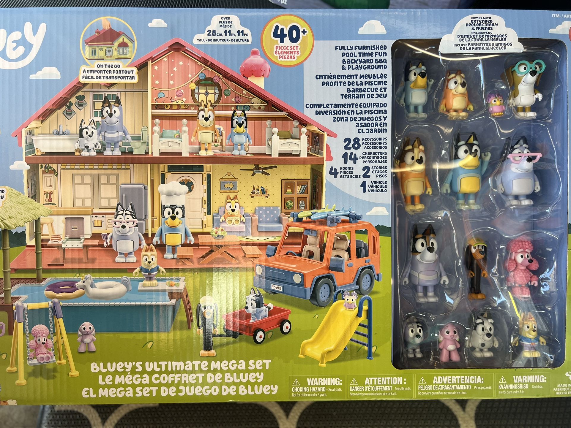 Bluey Ultimate Mega Play House Set