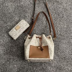 Michael Kors Drawstring purse And Wallet 