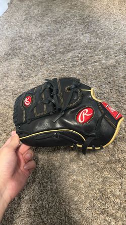 Rawlings Left handed pitcher glove