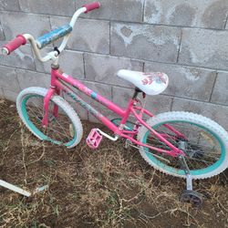 Girls Huffy Bike 
