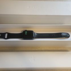 Apple Watch Series 4 WiFi + Cellular