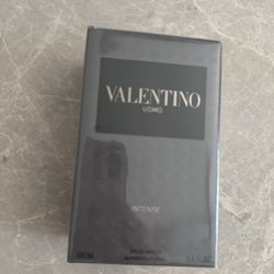 Valentino Intense 