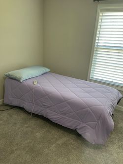 Adjustable Twin XL Bed Tempurpedic Mattress & Base Remote Control