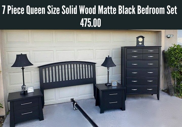 7 Piece Queen Size Solid Wood Matte Black Bedroom Set