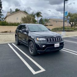 2017 Jeep Grand Cherokee Laredo 4D