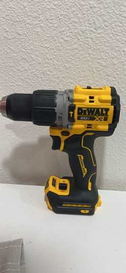 Dewalt Xr hammer drill DCD806 ( tool only no pila )