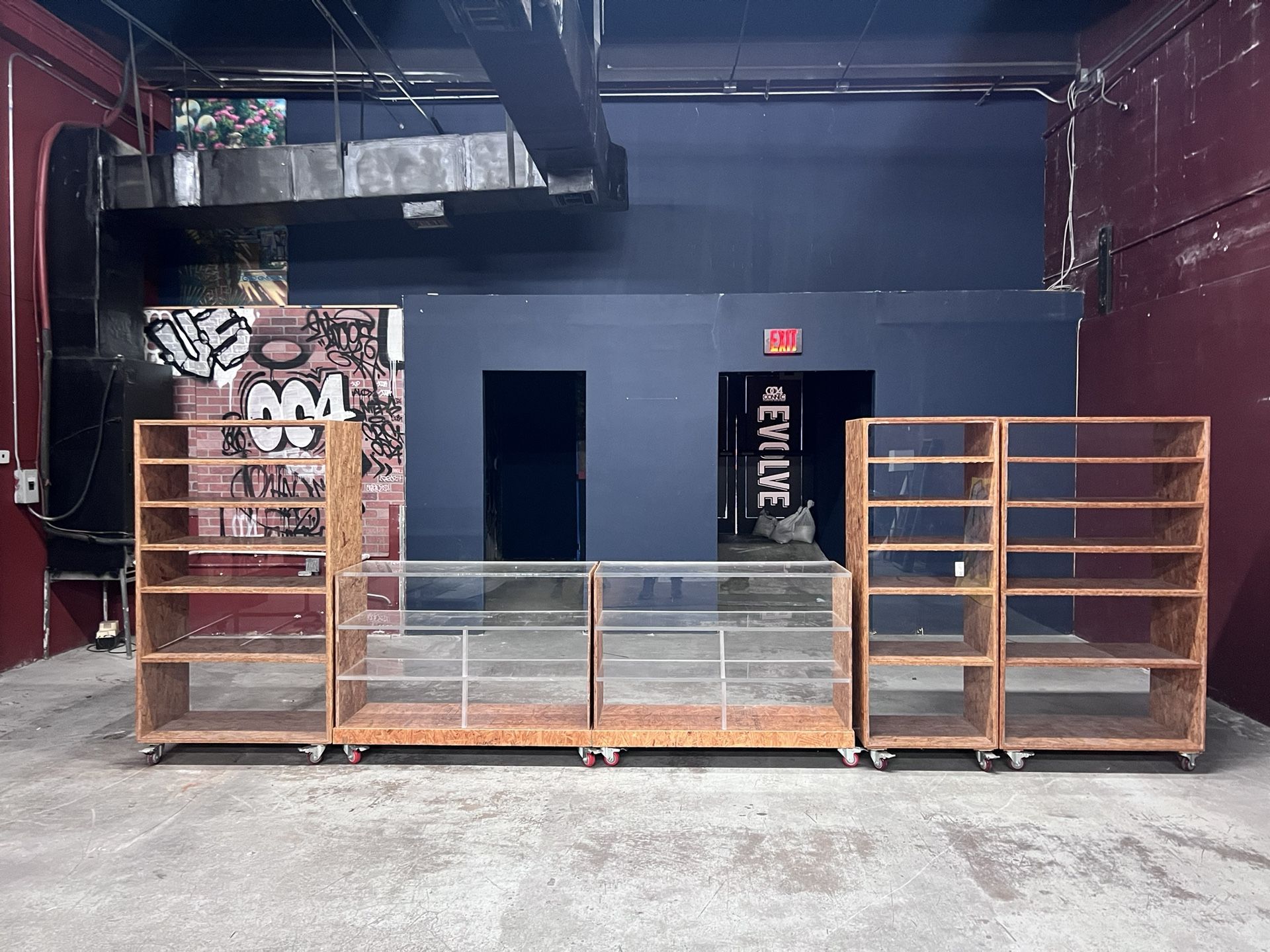 Bodega / Retail Store Front Plexi And Wood